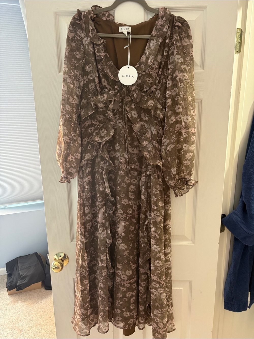 Storia Brown Taupe Floral Ruffle Long-Sleeve Midi Dress
